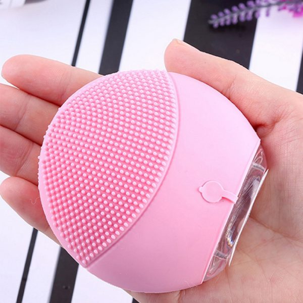 ‼️Naponta kétszer a mélytisztítás eltávolítja a faggyú feleslegét, az elhalt sejteket, a smink nyomainak akár 99,5% -át, és tiszta, fényes és egészséges bőrt kap. ‼️ slider